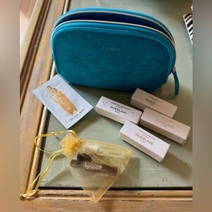 LA MER Suede Like Velvet Turquoise BAG NEW. Including 7 French Perfume Sample